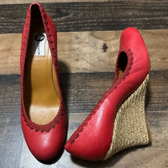 Lanvin Grosgrain-Stitched Leather Wedge Pump - Picture 3 of 10